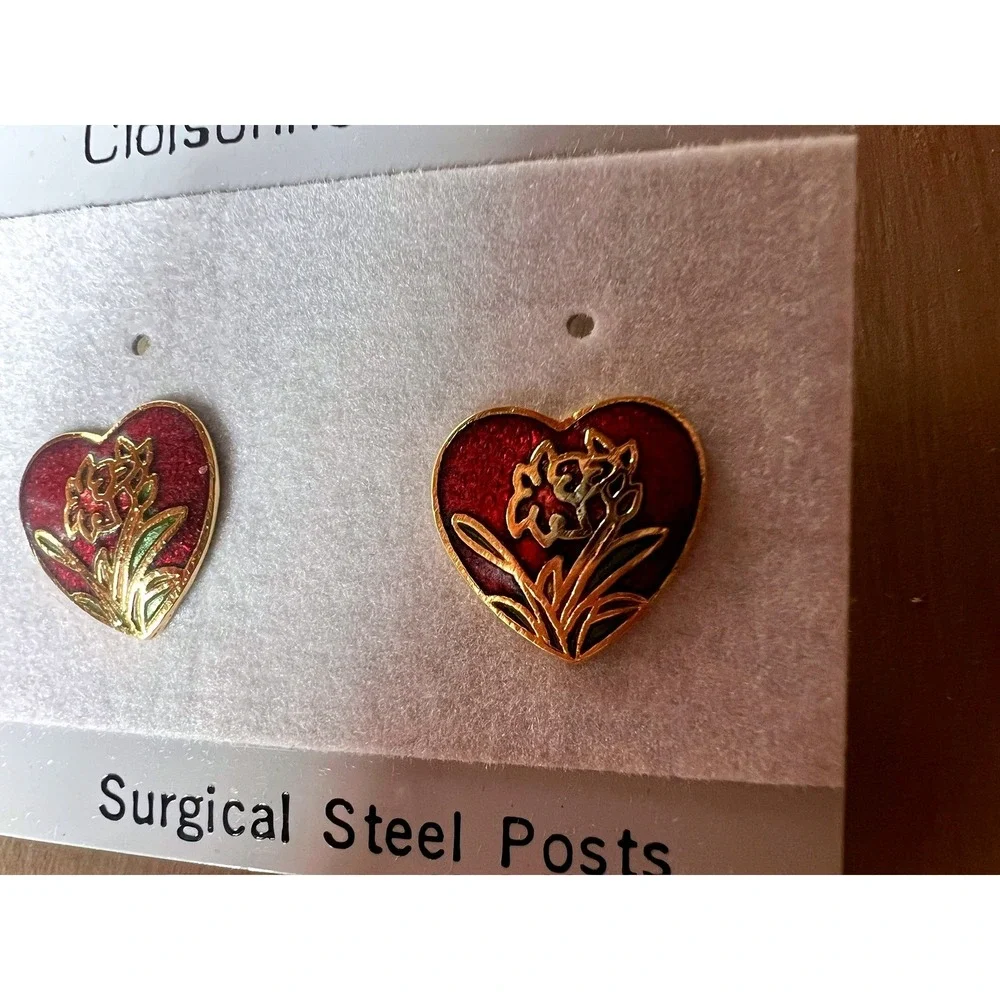 Vintage Genuine Cloisonne Heart Stud Earrings Red Gold Floral Botanical Dainty